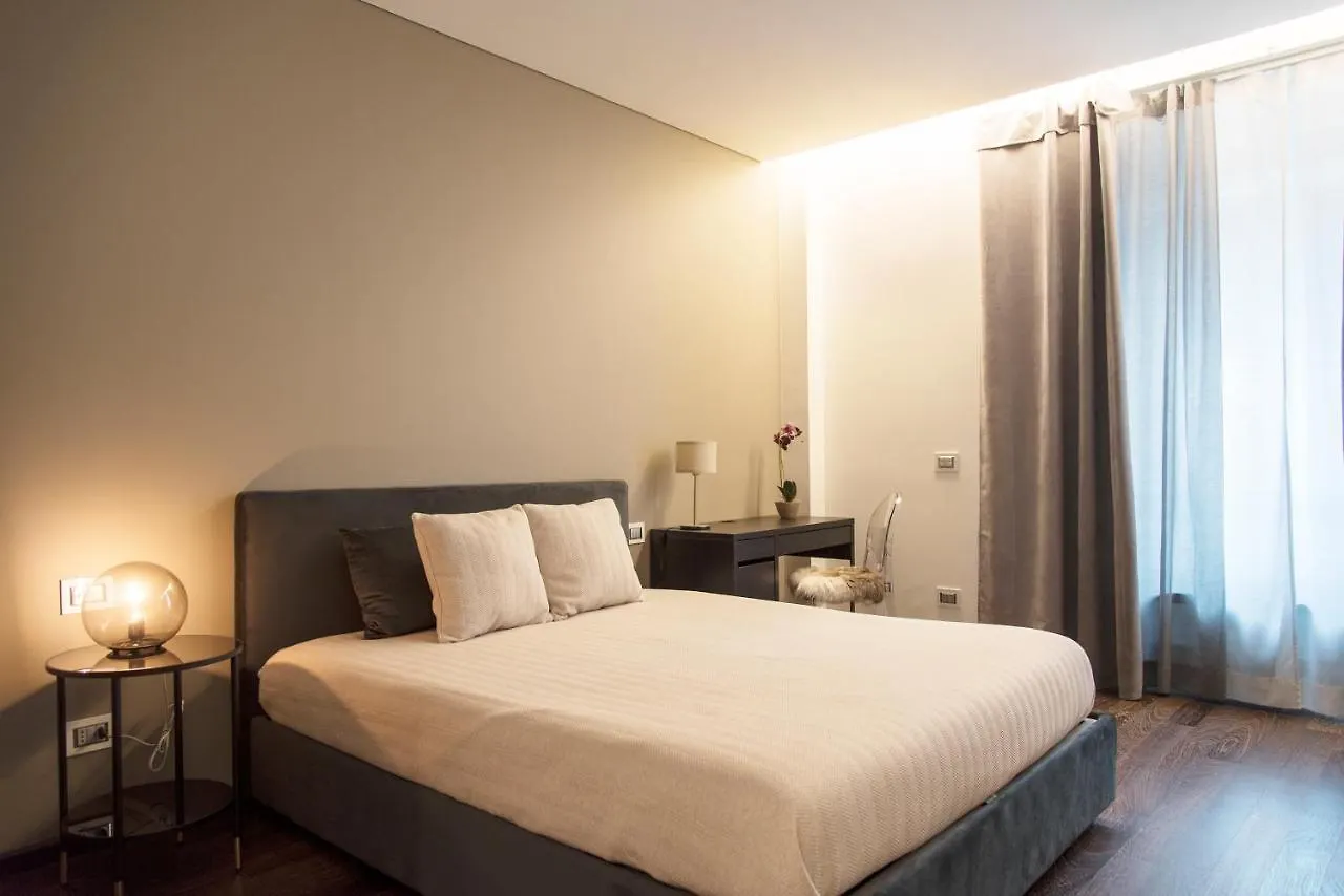St.Ambrogio 2Bd New Apartment Milan 0*,  Italie